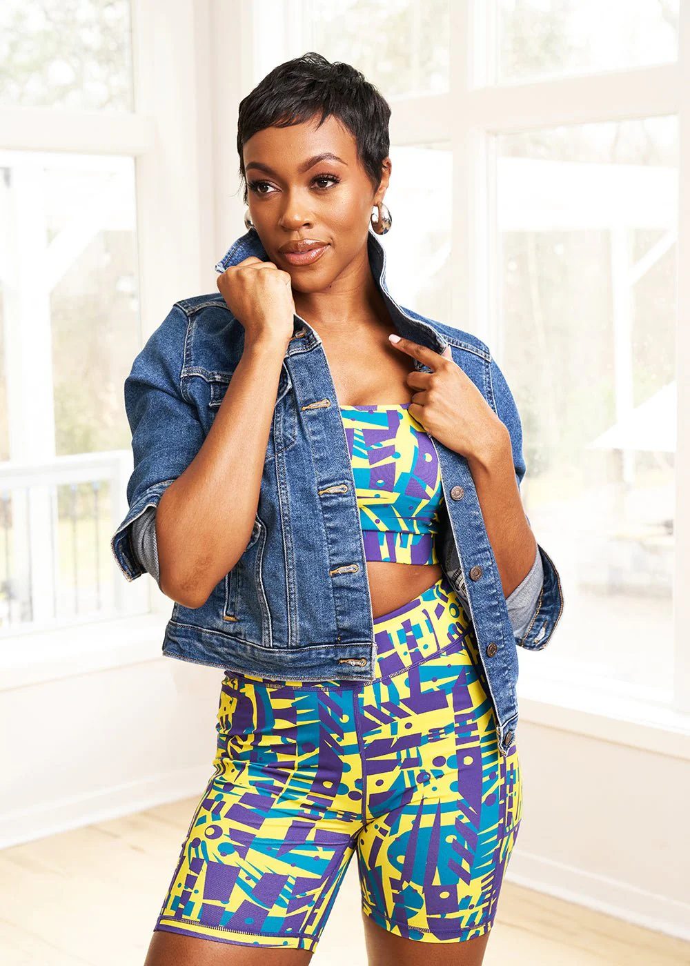 Adamma Women's African Print Sports Bra (Neon Tropical Stamp) - Image 4