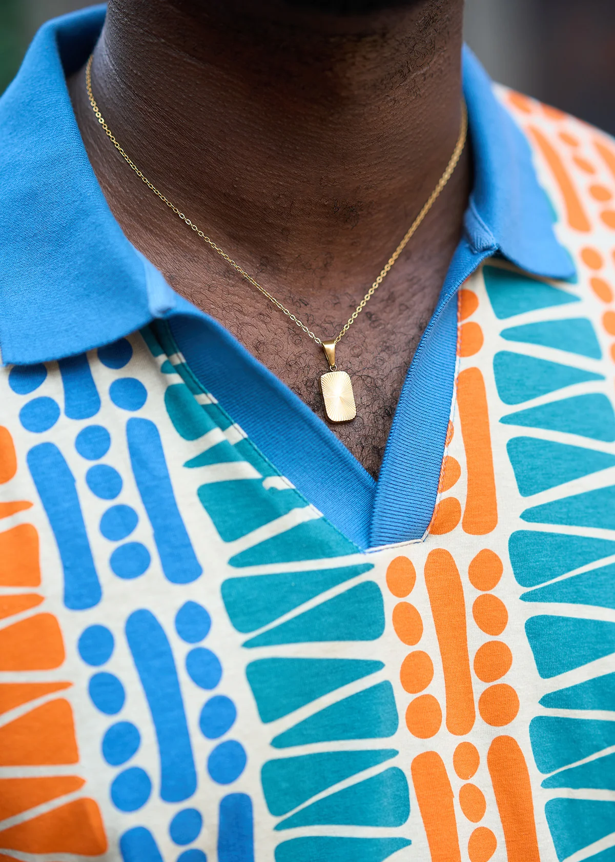 Alabi Unisex Gold Pendant Necklace (Gold) - Clearance