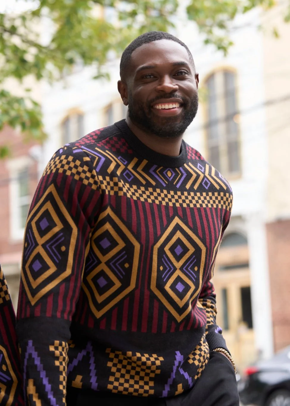 Asaye Men's African Print Crew Neck Sweater (Black Burgundy Tribal) - Image 4