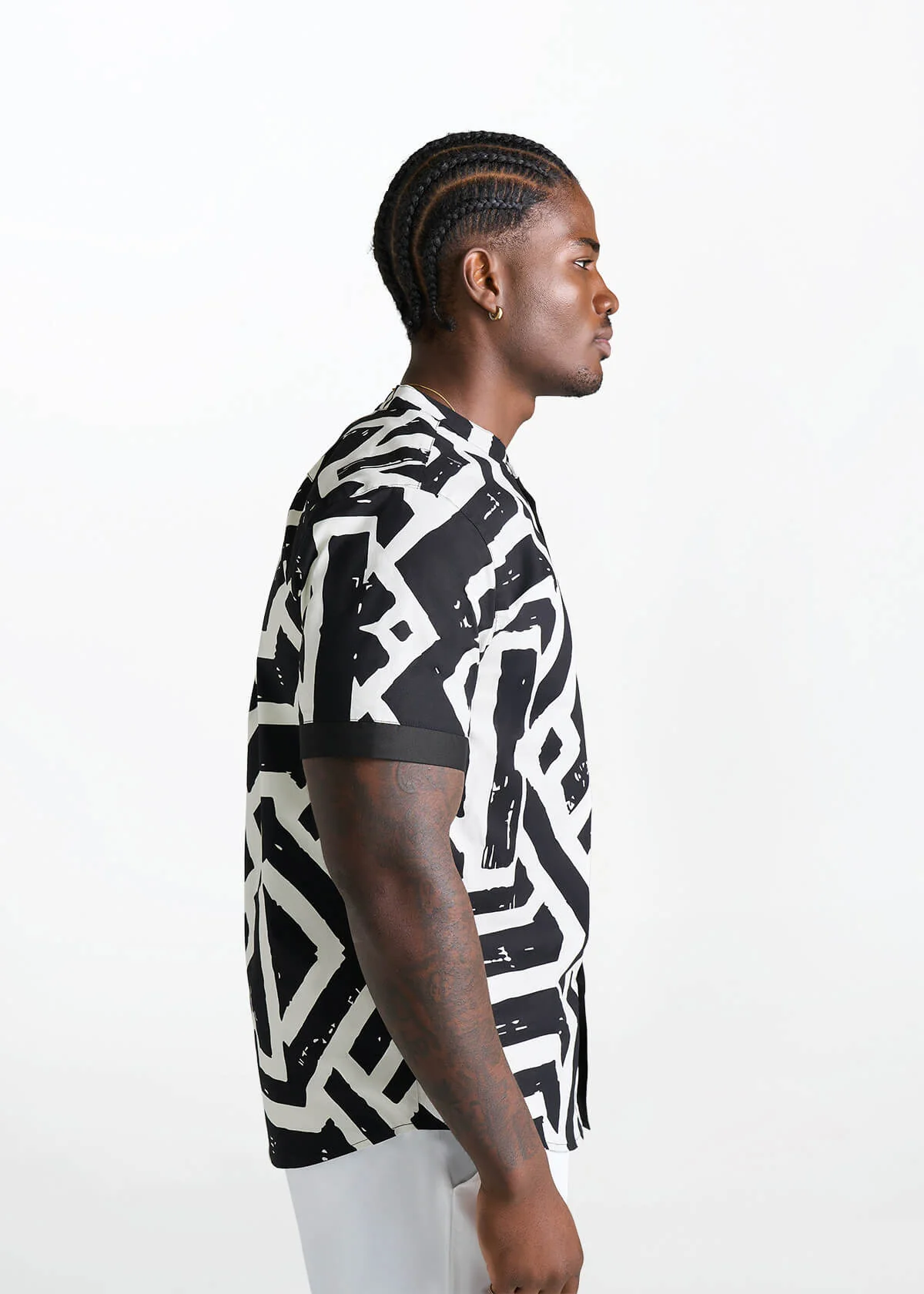 Bolaji Men's African Print Mandarin Button-Up Shirt (Onyx Cream Tribal) - Image 4