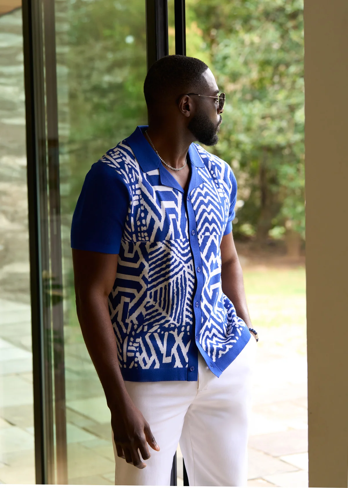 Degan Men's African Print Knit Shirt (White Cobalt Tribal)