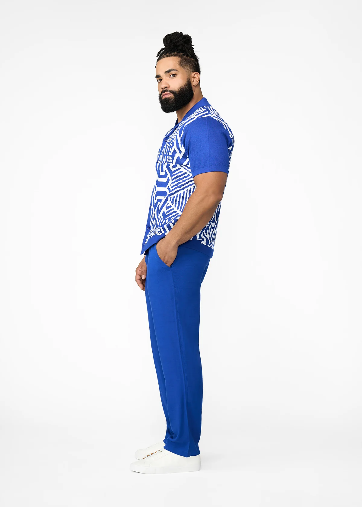 Degan Men's African Print Knit Shirt (White Cobalt Tribal) - Image 5