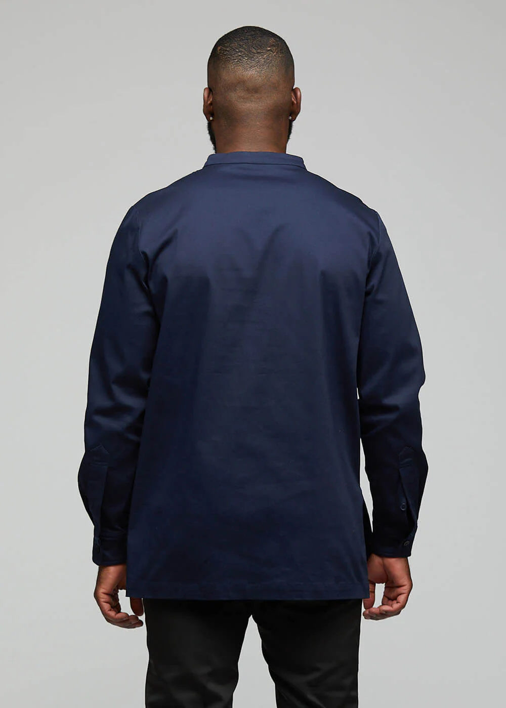Dubaku Men's Traditional African Embroidery Shirt (Navy) - Image 4