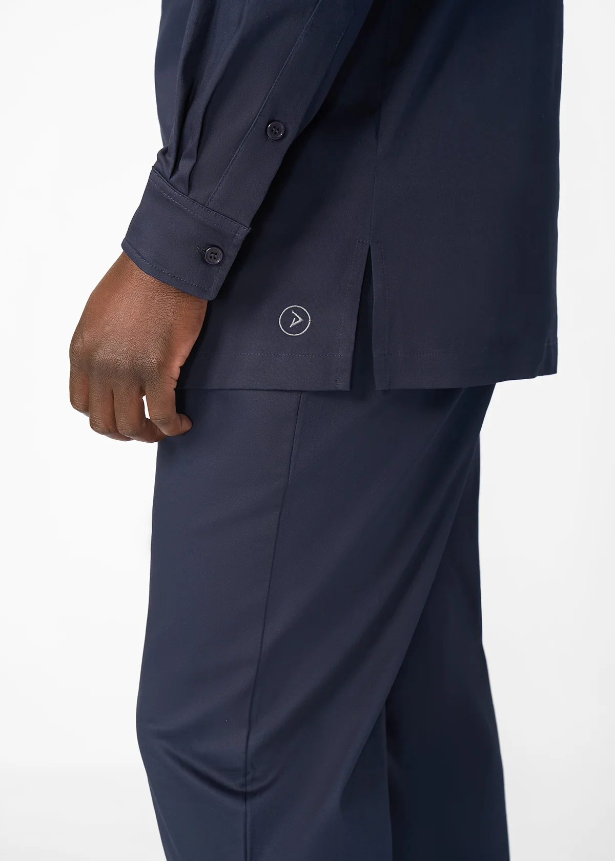 Dubaku Men's Traditional African Embroidery Shirt (Navy) - Image 6