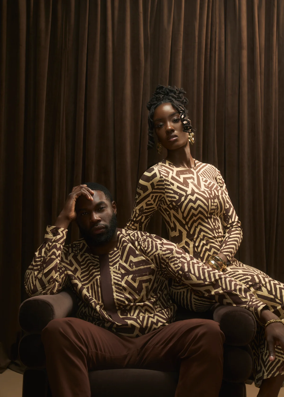 Ejiro Men's African Print Traditional Top (Chocolate Mousse Tribal) - Image 5