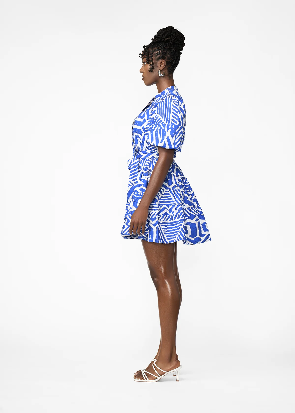 Mojisola Women's African Print Puff Sleeve Mini Dress (White Cobalt Tribal) - Image 5