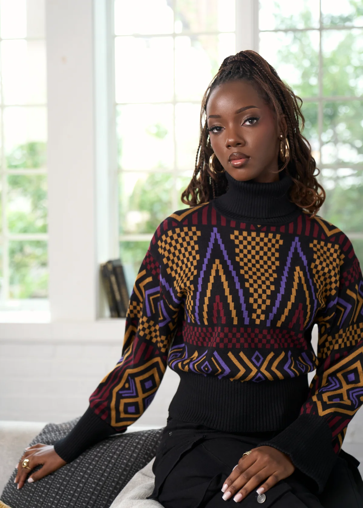Noma Women's African Print Cropped Turtleneck Sweater (Black Burgundy Tribal)