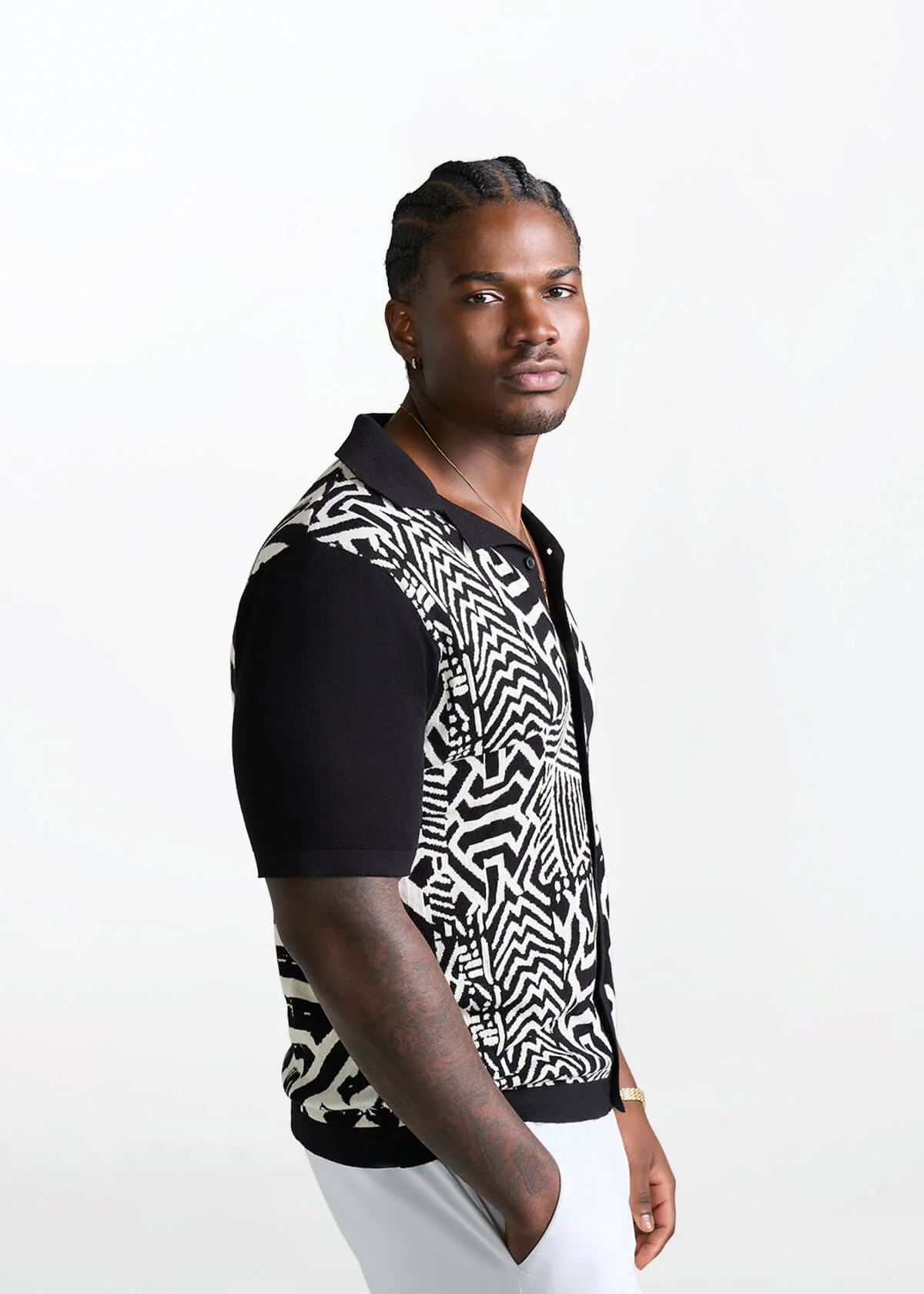 Obi Men's African Print Knit Shirt (Onyx Cream Multipattern) - Image 3