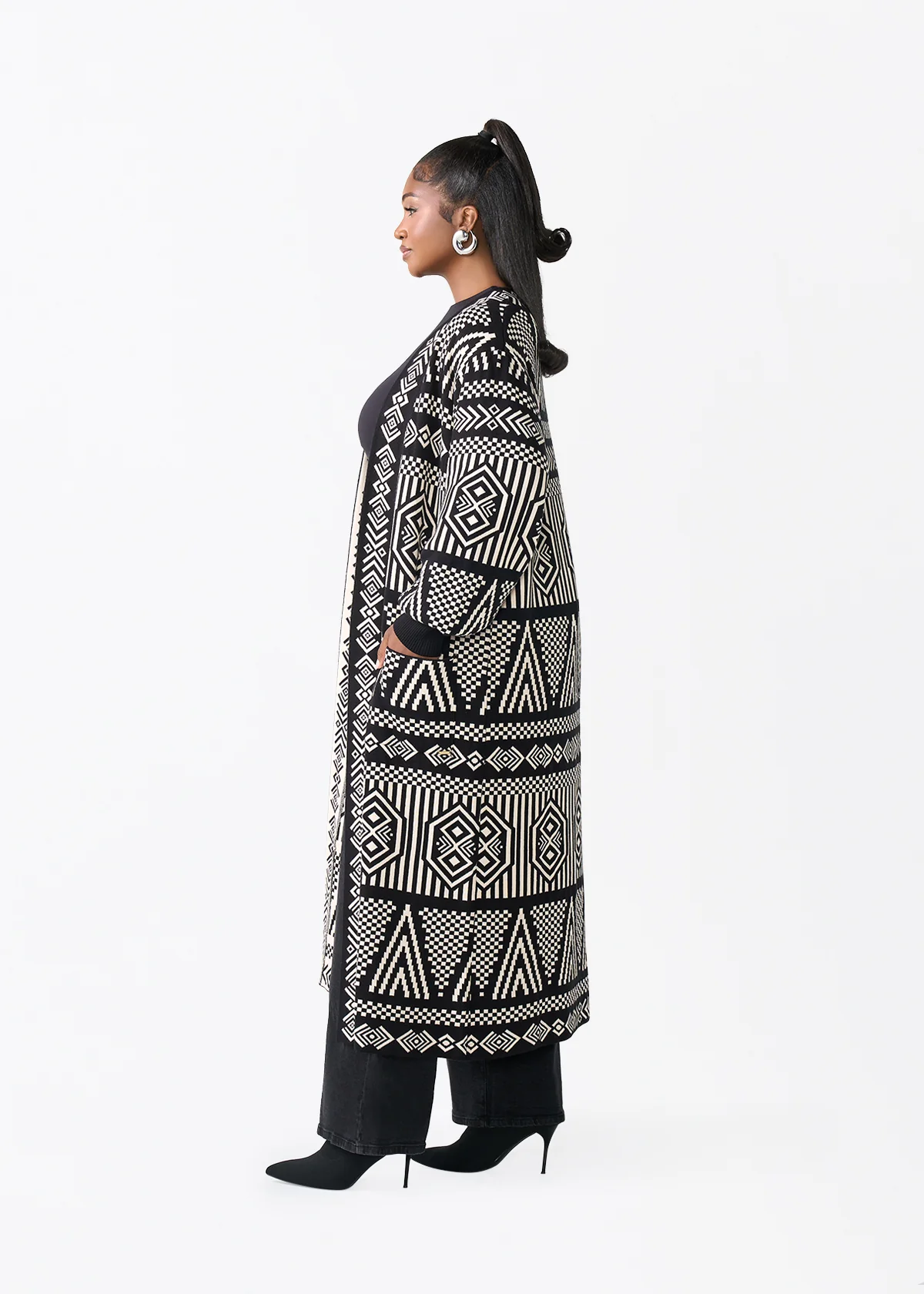 Oratile Women's African Print Cardigan (Black Cream Tribal) - Image 3