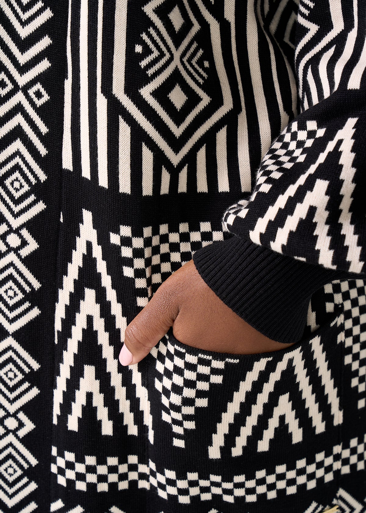 Oratile Women's African Print Cardigan (Black Cream Tribal) - Image 5