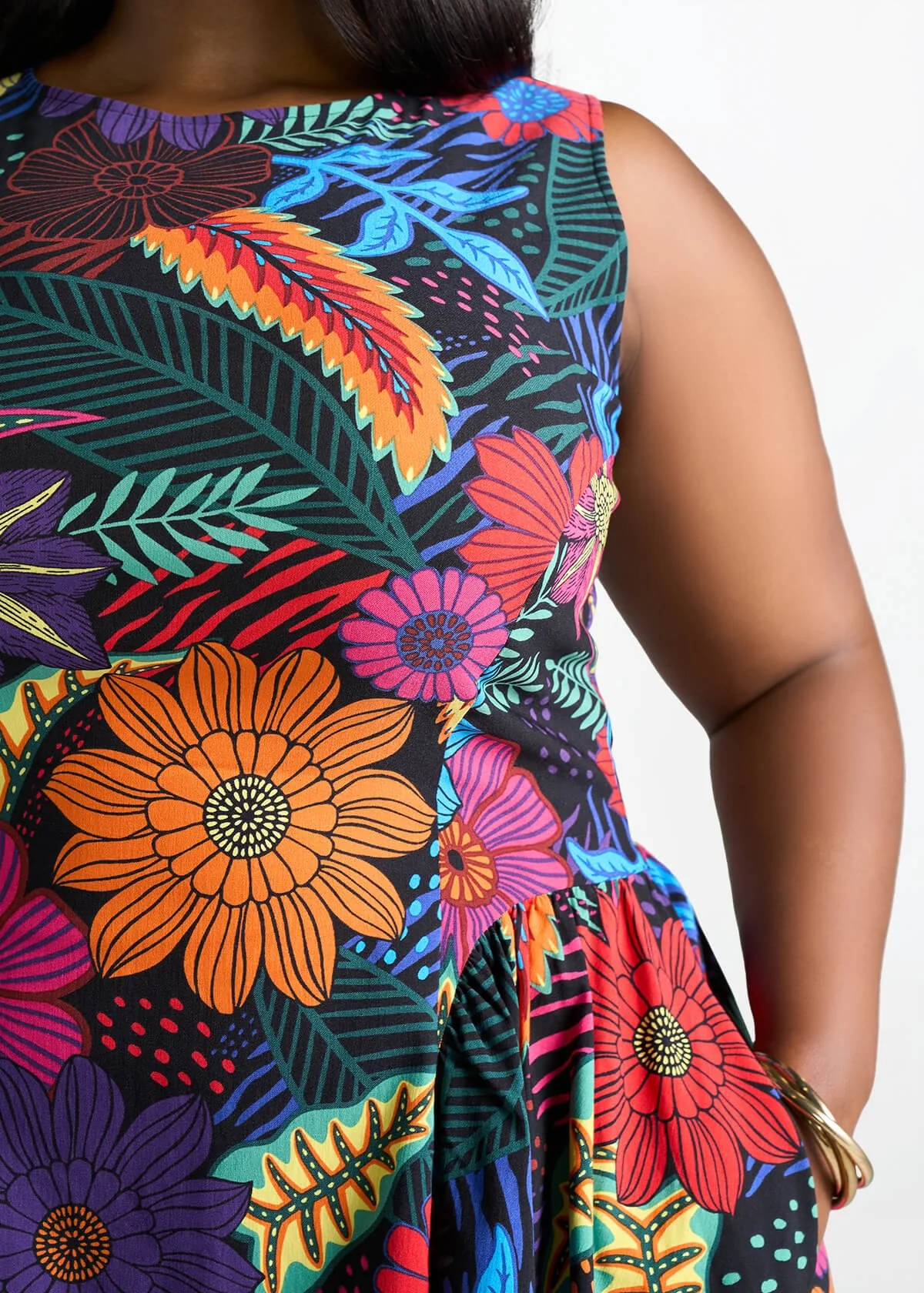 Tadala Women's African Print Stretch Mini Dress (Black Tropical Floral) - Image 7