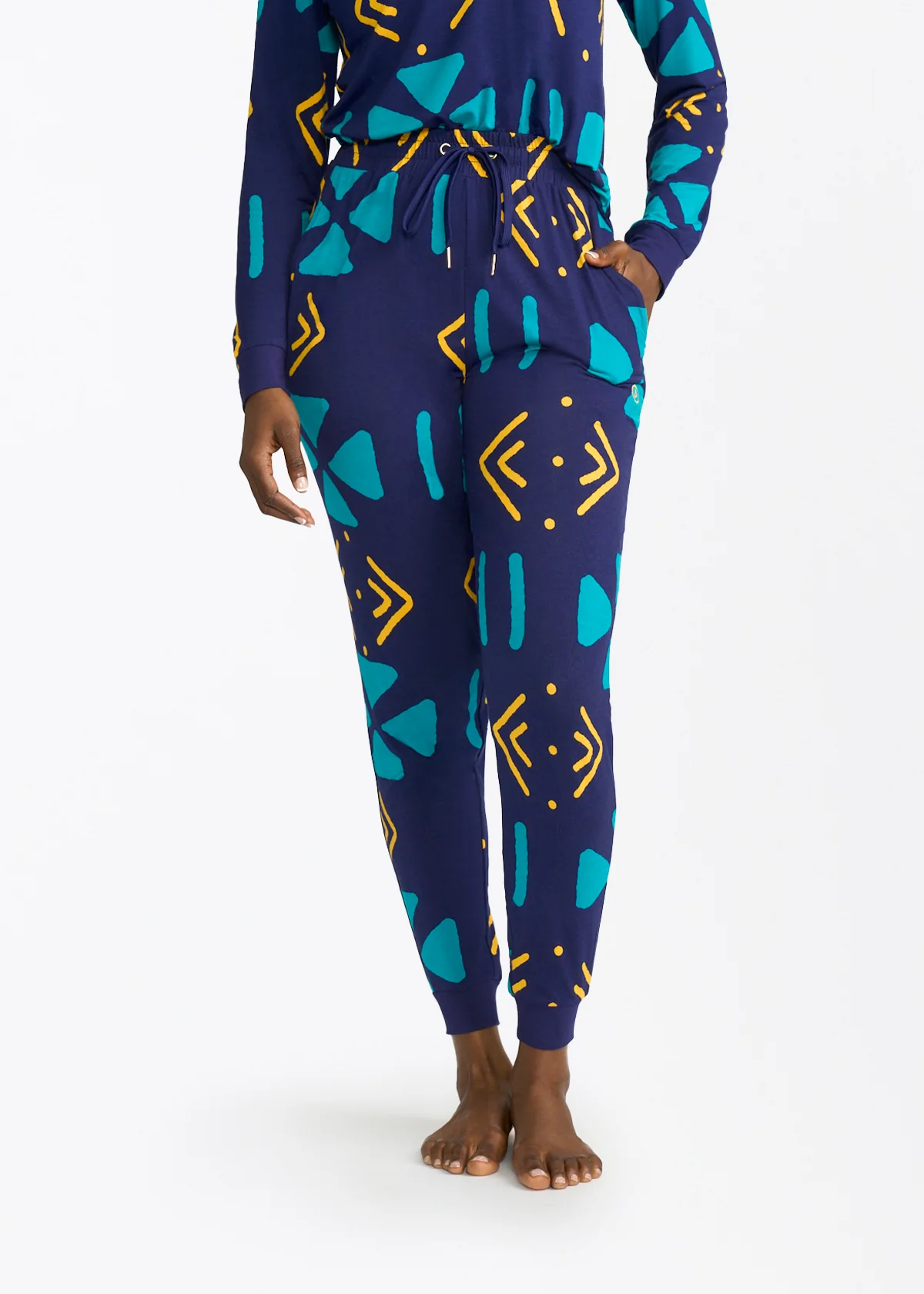 Tella Women's African Print Pajama Set (Navy Gold Mudcloth) - Image 7